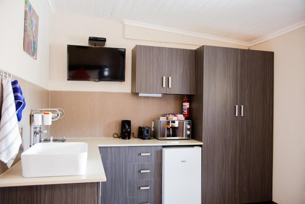 Nahoon Eco Lodge On Mackenzie อีสต์ลอนดอน ภายนอก รูปภาพ