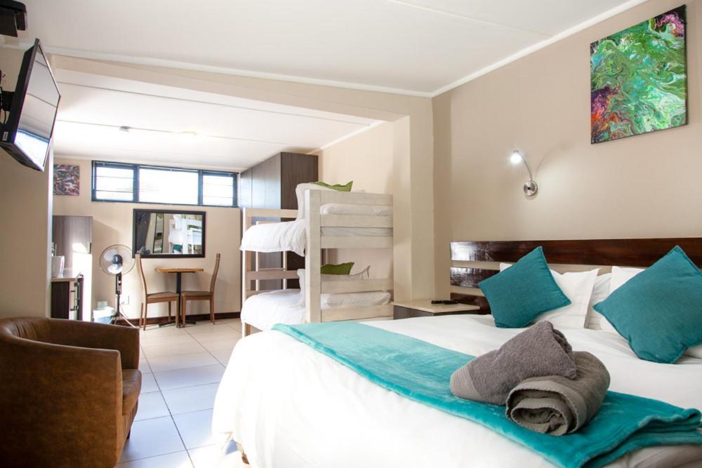 Nahoon Eco Lodge On Mackenzie อีสต์ลอนดอน ภายนอก รูปภาพ